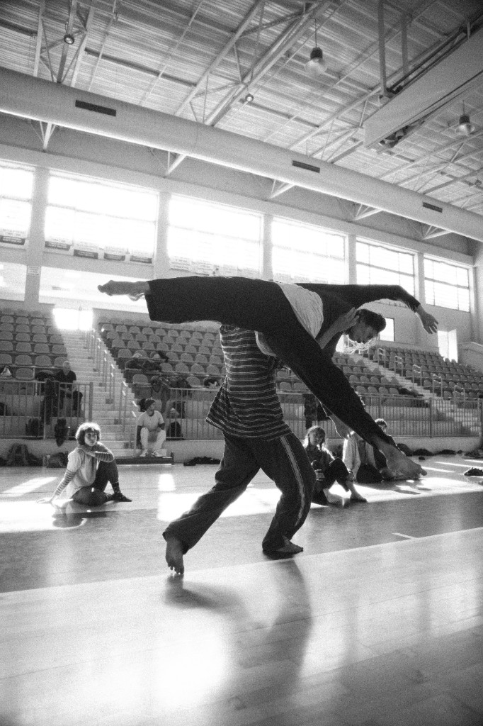 Noam Ben Israel practicing contact improvisation in a studio